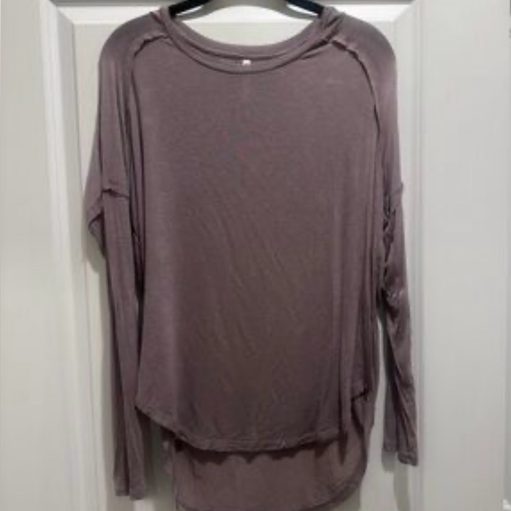 Tresics Oversized Putty Exposed Seams Hi Low Sheer Long Sleeved Tunic Tee M - Picture 2 of 9